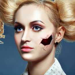 Spooky Doll Face Makeup Kit